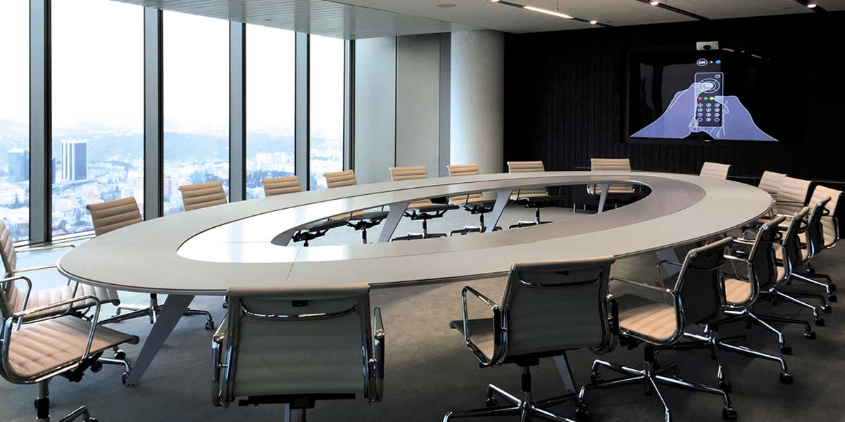 JMM MADISON MEETING nouvottelupöytä